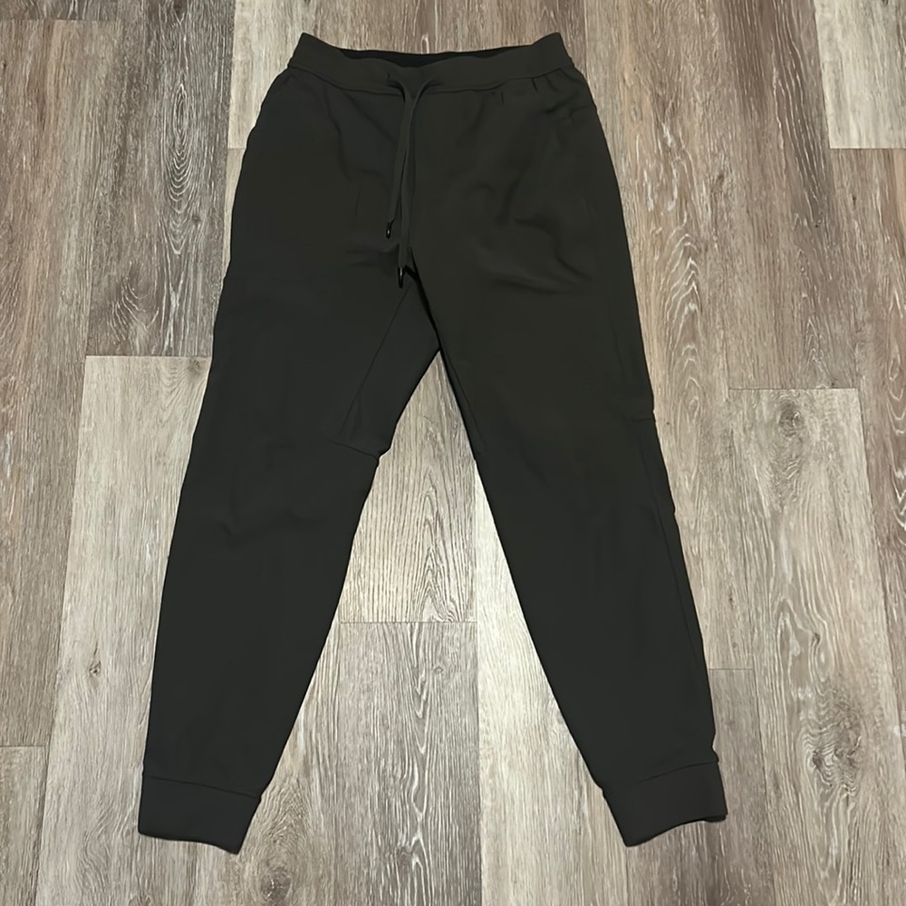 Lululemon ABC joggers olive size medium